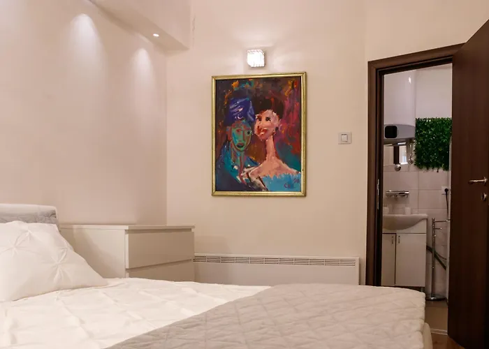 Athens Center * Bělehrad